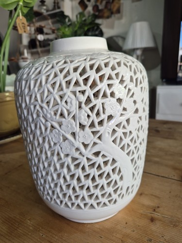 Mid century reticulated - mid,