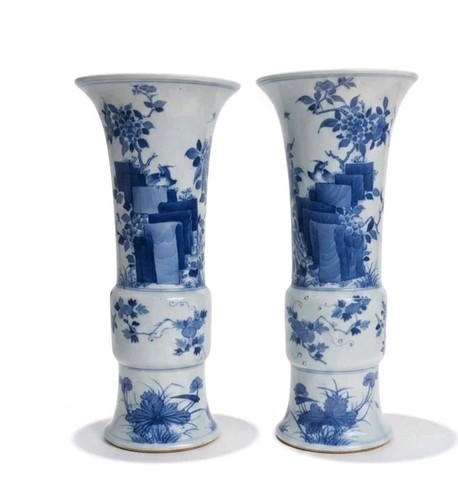 China pair blue - of, white