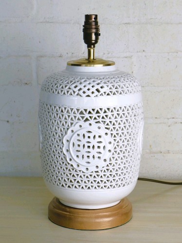 Table lamp chinese - lamp,